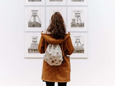 Building a fair art market in a sharing economy